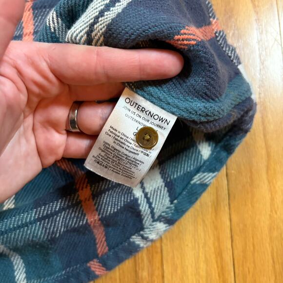 OUTERKNOWN Mens L Blanket Flannel Shirt Button Shacket Heavyweight Cotton - Picture 11 of 16